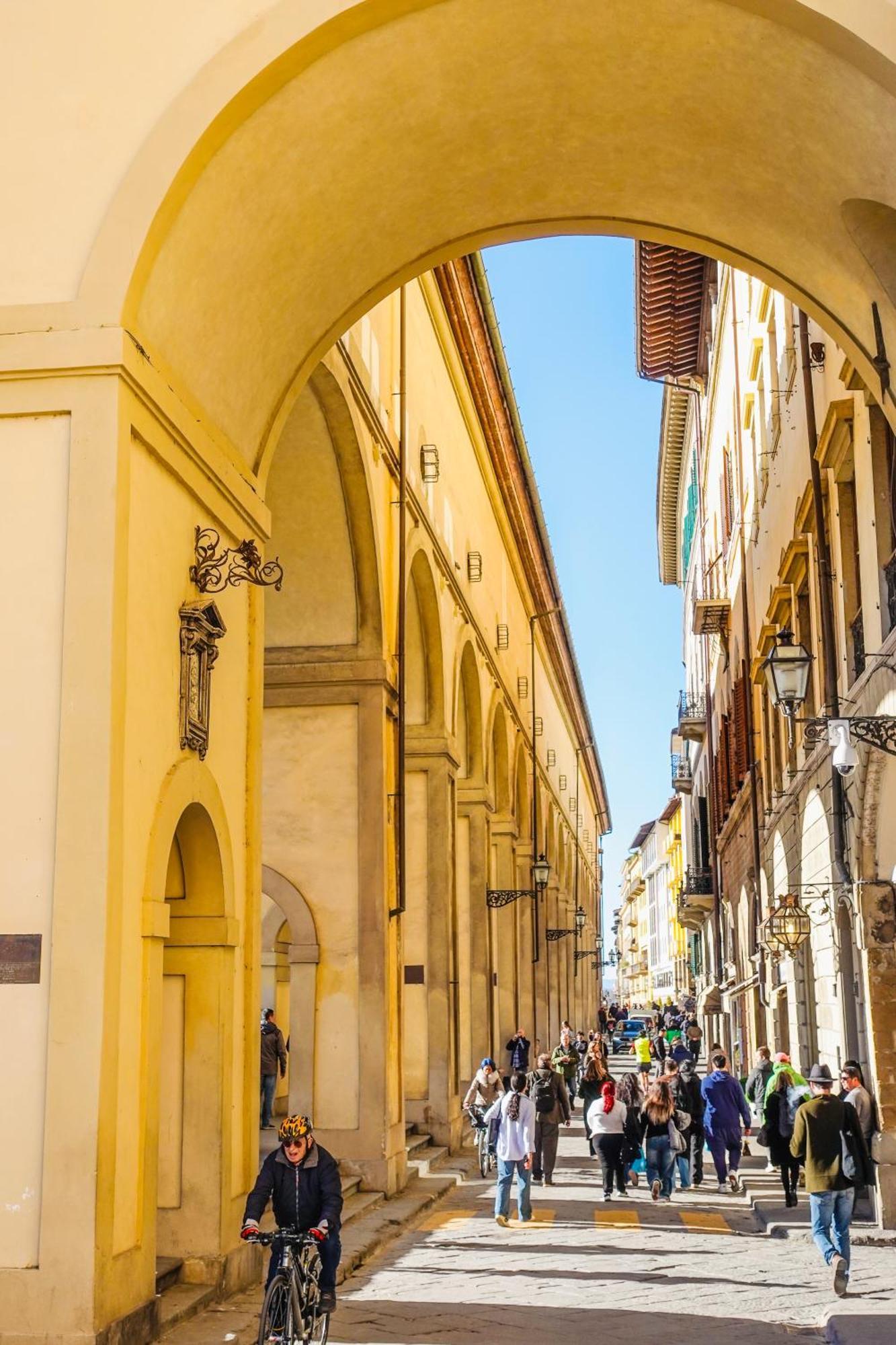 Ponte Vecchio View Luxury Apartment Флоренция Екстериор снимка